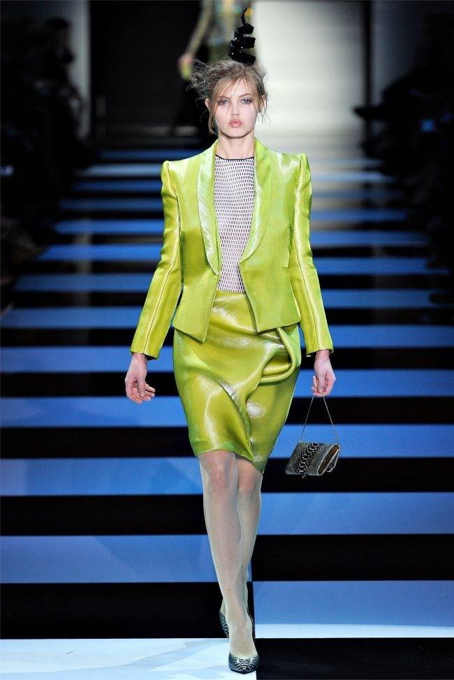 PARIS HAUTE COUTURE: ARMANI PRIVÉ SPRING 2012 COUTURE