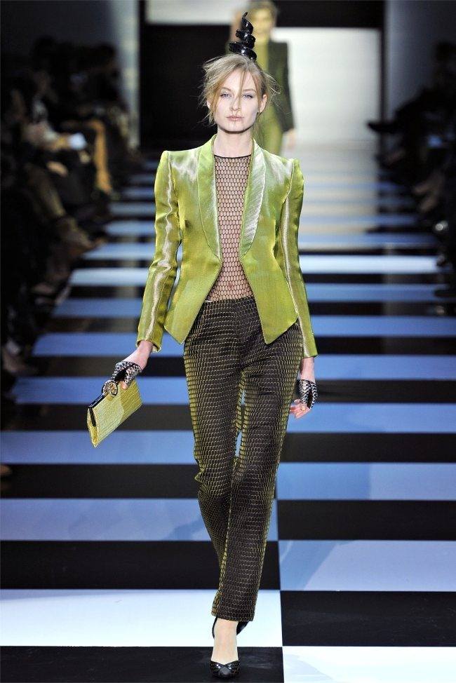 PARIS HAUTE COUTURE: ARMANI PRIVÉ SPRING 2012 COUTURE