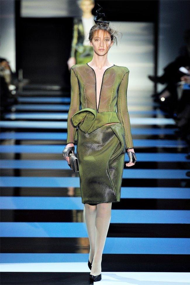 PARIS HAUTE COUTURE: ARMANI PRIVÉ SPRING 2012 COUTURE