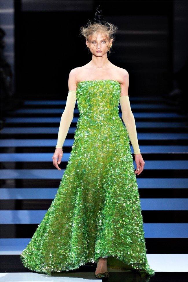 PARIS HAUTE COUTURE: ARMANI PRIVÉ SPRING 2012 COUTURE