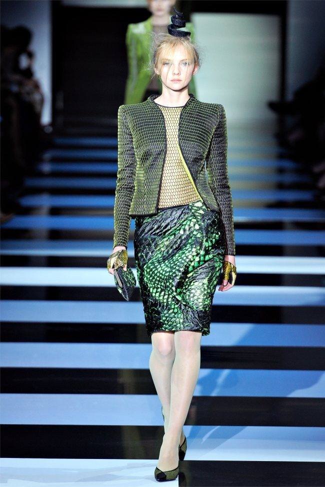 PARIS HAUTE COUTURE: ARMANI PRIVÉ SPRING 2012 COUTURE