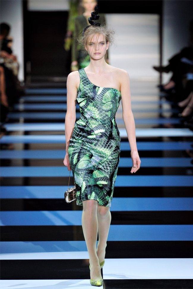 PARIS HAUTE COUTURE: ARMANI PRIVÉ SPRING 2012 COUTURE