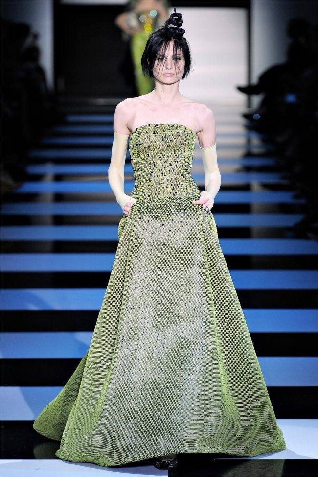 PARIS HAUTE COUTURE: ARMANI PRIVÉ SPRING 2012 COUTURE