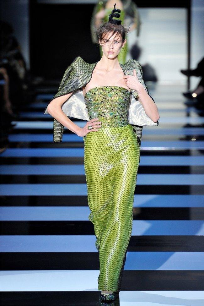 PARIS HAUTE COUTURE: ARMANI PRIVÉ SPRING 2012 COUTURE