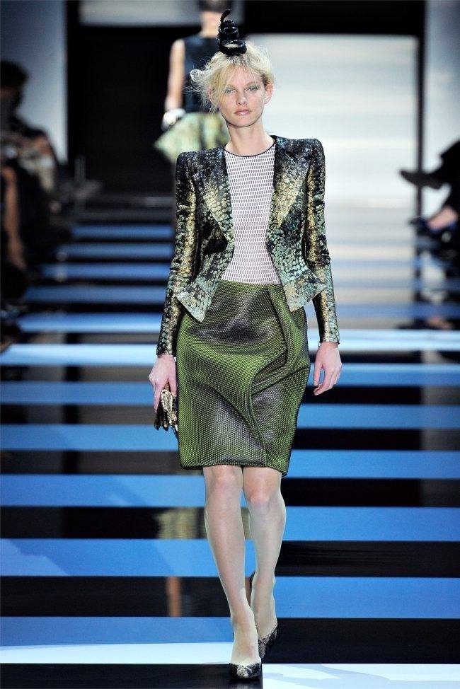 PARIS HAUTE COUTURE: ARMANI PRIVÉ SPRING 2012 COUTURE