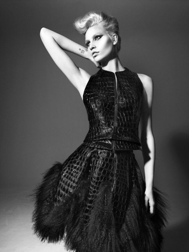 VOGUE GERMANY: ALINE WEBER IN "HIGH CLASS" BY PHOTOGRAPHER MIGUEL REVERIEGO