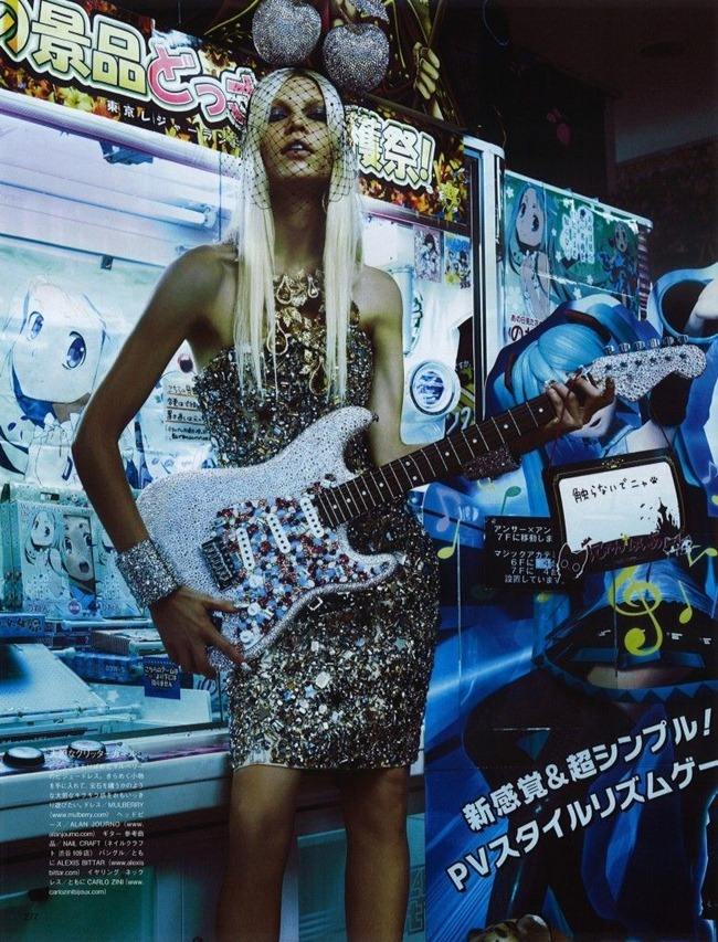 VOGUE JAPAN: ALINE WEBER IN "THE GIRL WHO ROCKS THE PLANET" BY PHOTOGRAPHER GIAMPAOLO SGURA