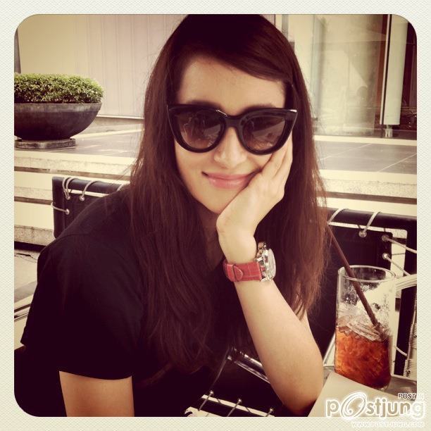 แอน ทองประสม