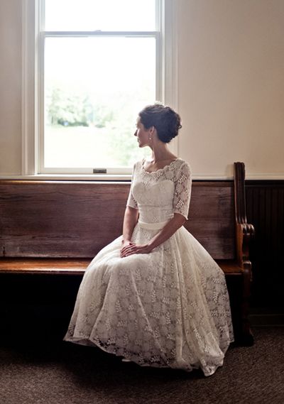 แฟชั่น ชุดเจ้าสาวแขนยาว หรูหราอลังกาล