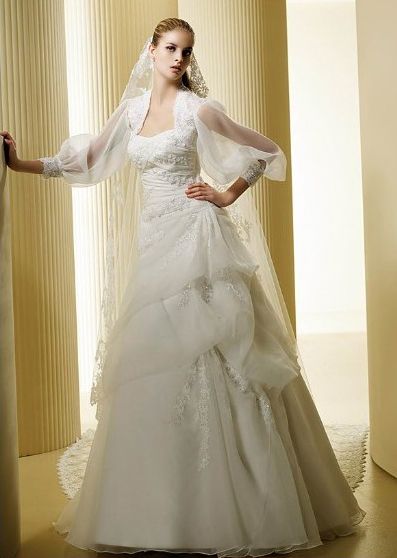 แฟชั่น ชุดเจ้าสาวแขนยาว หรูหราอลังกาล