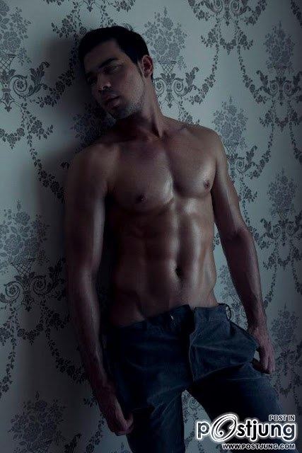 เค้าเป็นอะไรกับต๊อป ชัยวัฒ