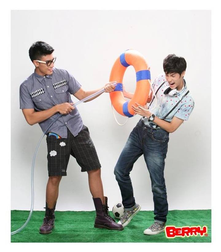 บอส-นวไพบูลย์ & โจ๊ก-รักชวาล @ BERRY vol.2 no.21 April 2012