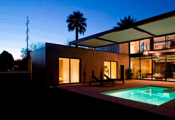 Contemporary House in Arizona with Industrial Chic Style