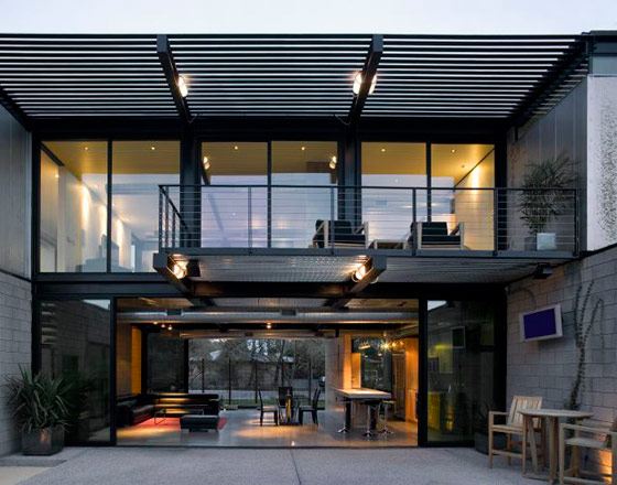Contemporary House in Arizona with Industrial Chic Style