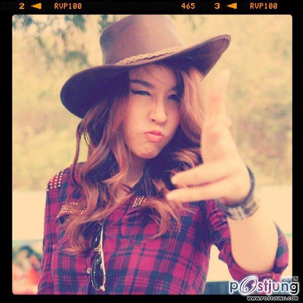 เชียร์  ทิฆัมพร