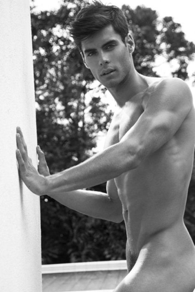 MASCULINE DOSAGE: DANIEL MACEDO BY PHOTOGRAPHER DIDIO