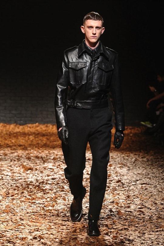 LONDON FASHION WEEK: ALEXANDER MCQUEEN MCQ FALL 2012