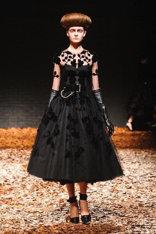 LONDON FASHION WEEK: ALEXANDER MCQUEEN MCQ FALL 2012