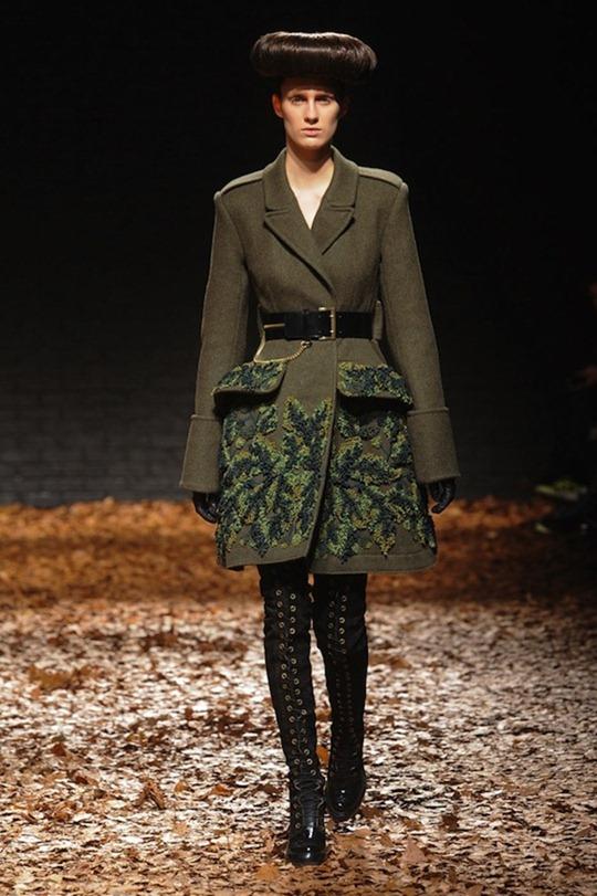 LONDON FASHION WEEK: ALEXANDER MCQUEEN MCQ FALL 2012