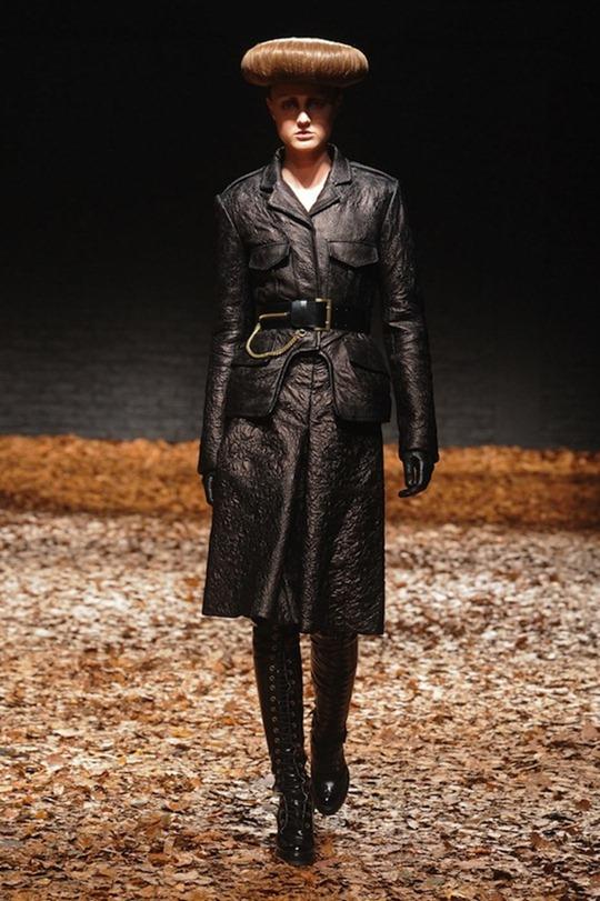 LONDON FASHION WEEK: ALEXANDER MCQUEEN MCQ FALL 2012