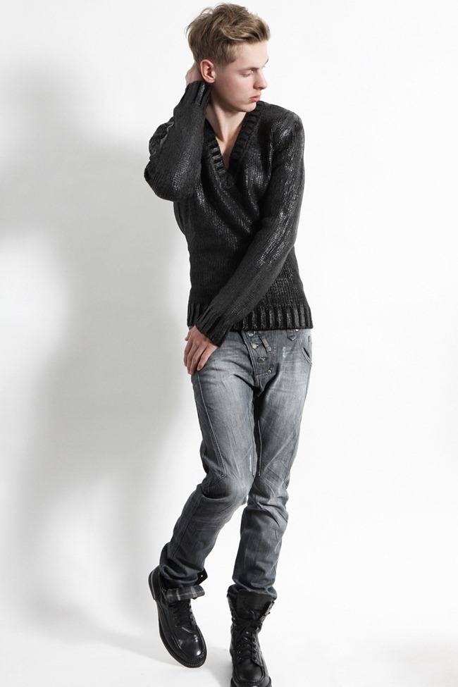 FEATURED MODEL: PATRYK FRIEBE BY PHOTOGRAPHER DAMIAN MILCZAREK