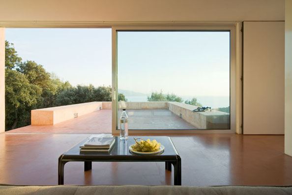 Movable Walls Home in Corsica - open concept floor plan