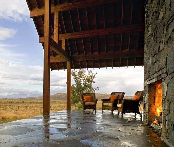 Modern Ranch House in Colorado - beautiful rustic design centers around fireplace!