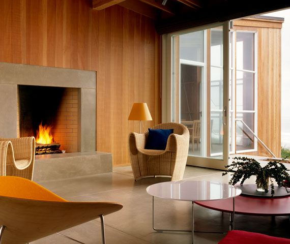 Beach House Design in Wood on California Coast