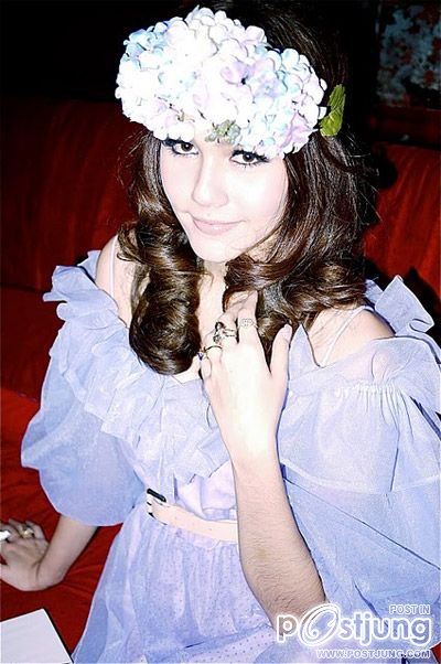 ที่คาดผมสุดเก๋ที่กำลังมาแรงของเหล่า"ดารา"