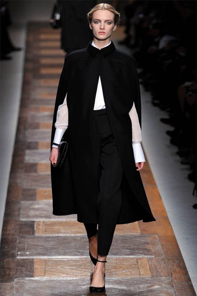 PARIS FASHION WEEK: VALENTINO FALL 2012