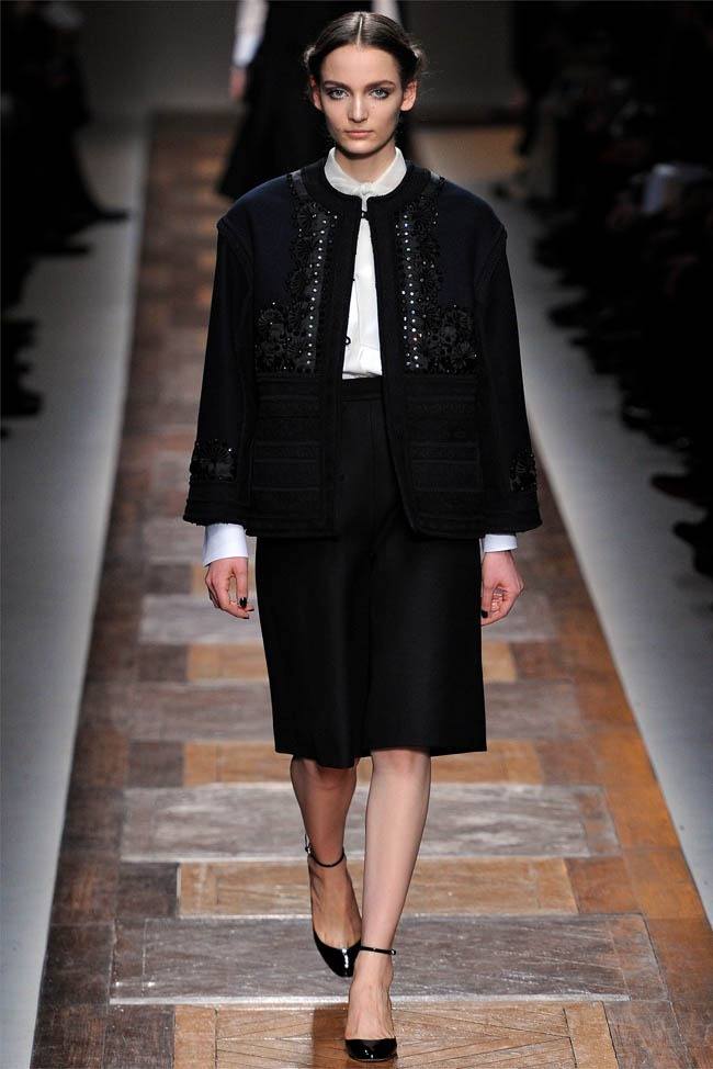 PARIS FASHION WEEK: VALENTINO FALL 2012