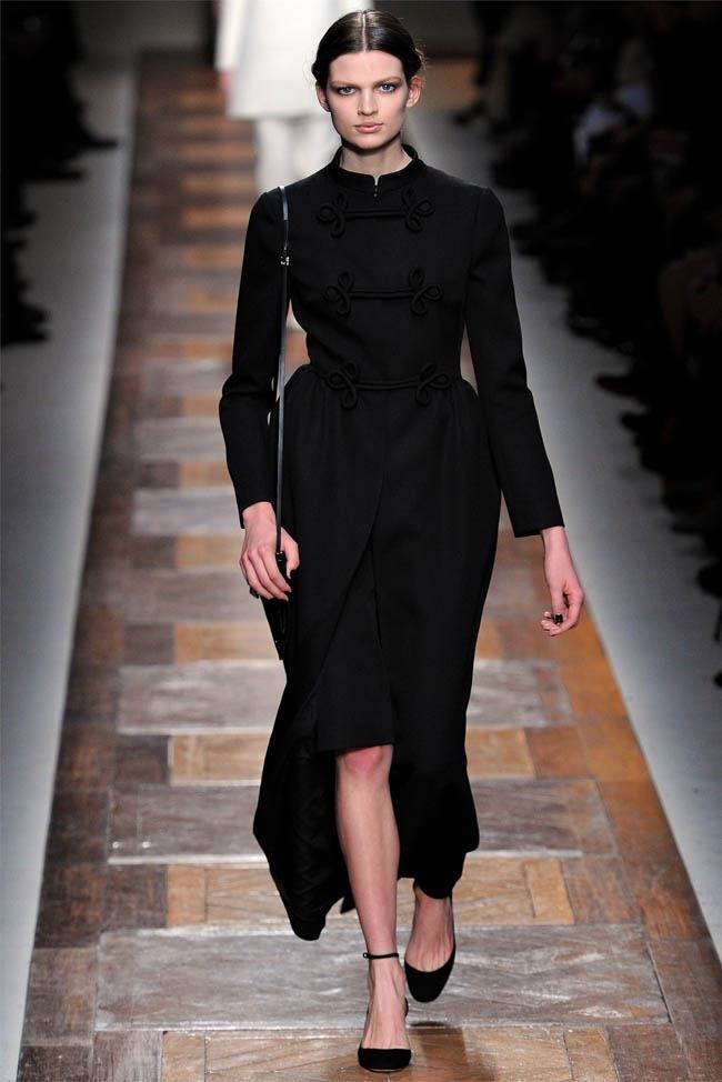 PARIS FASHION WEEK: VALENTINO FALL 2012