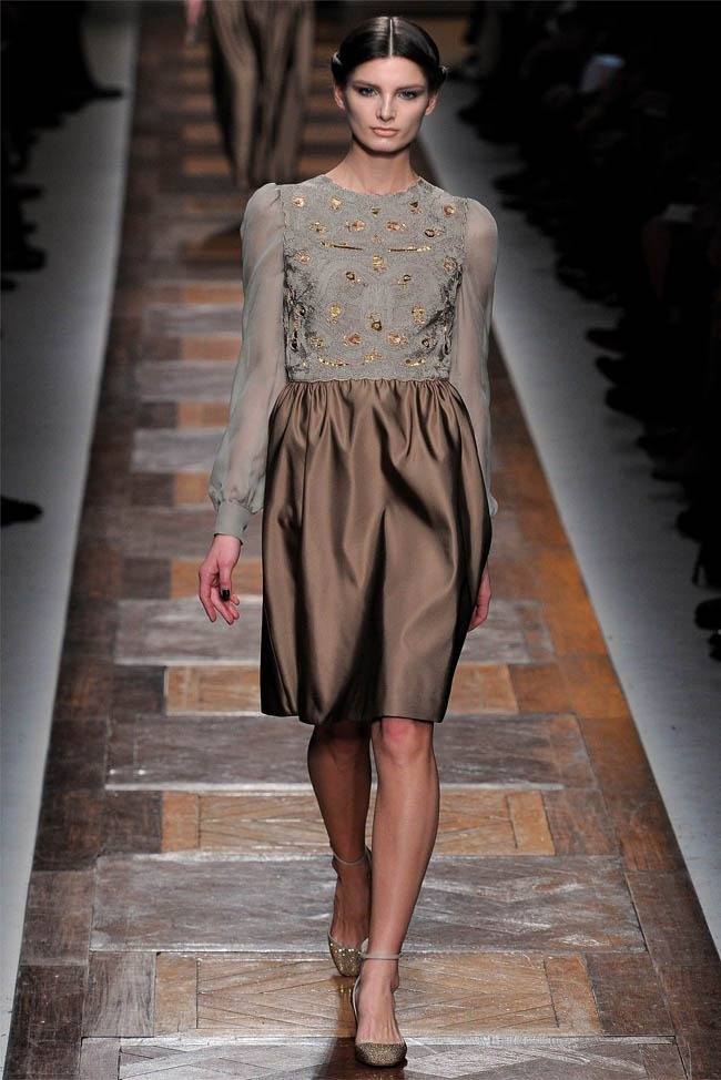 PARIS FASHION WEEK: VALENTINO FALL 2012