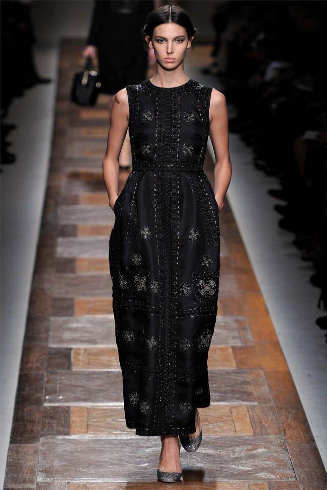 PARIS FASHION WEEK: VALENTINO FALL 2012