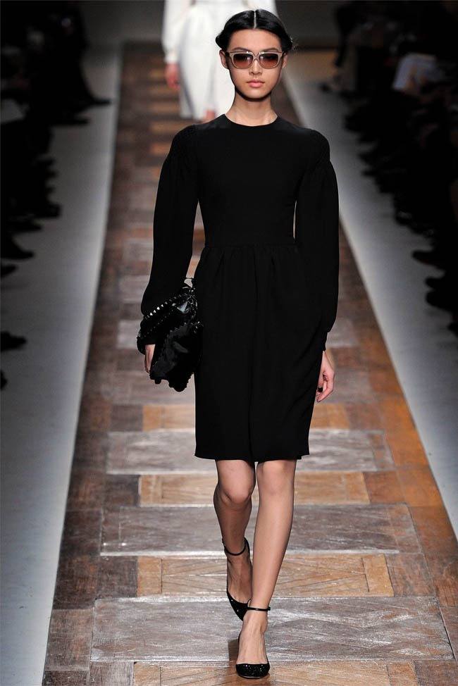 PARIS FASHION WEEK: VALENTINO FALL 2012