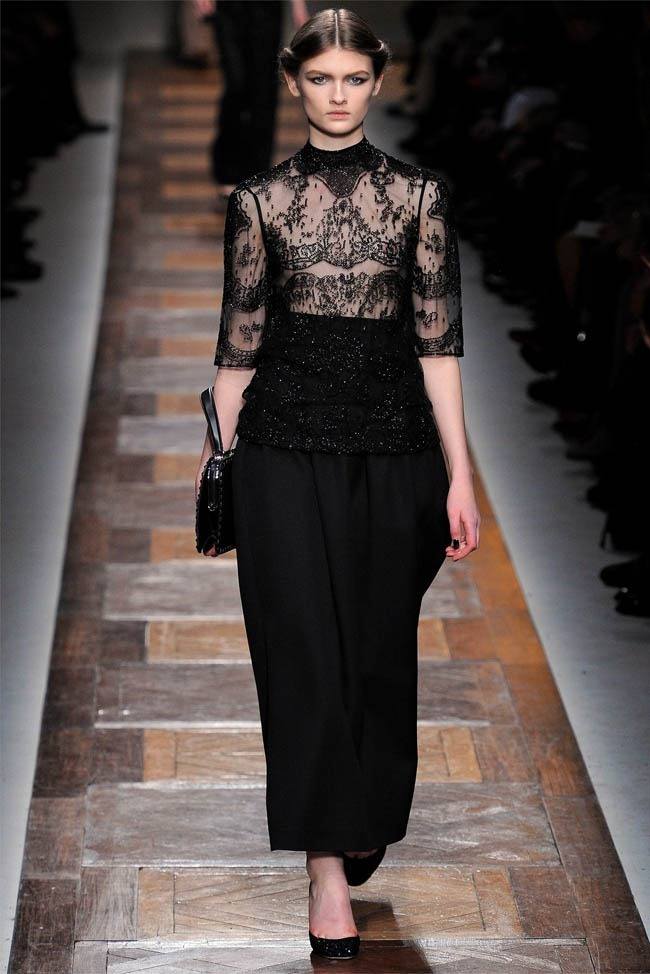 PARIS FASHION WEEK: VALENTINO FALL 2012