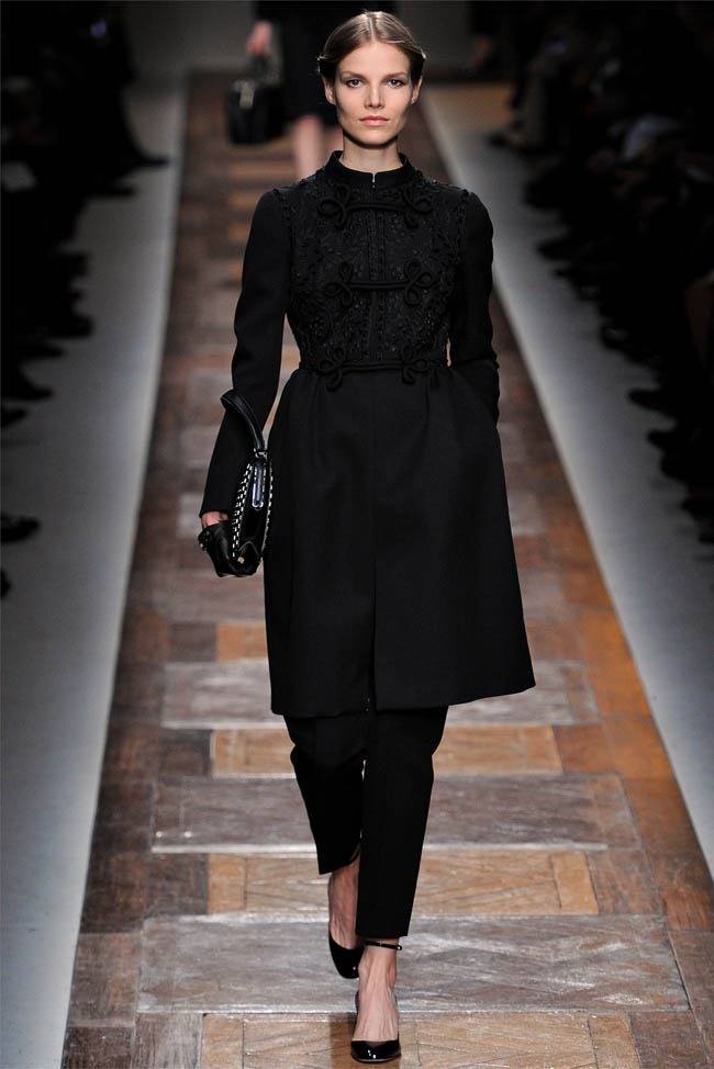 PARIS FASHION WEEK: VALENTINO FALL 2012