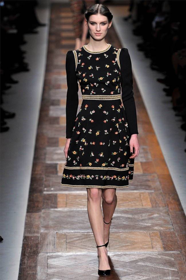 PARIS FASHION WEEK: VALENTINO FALL 2012