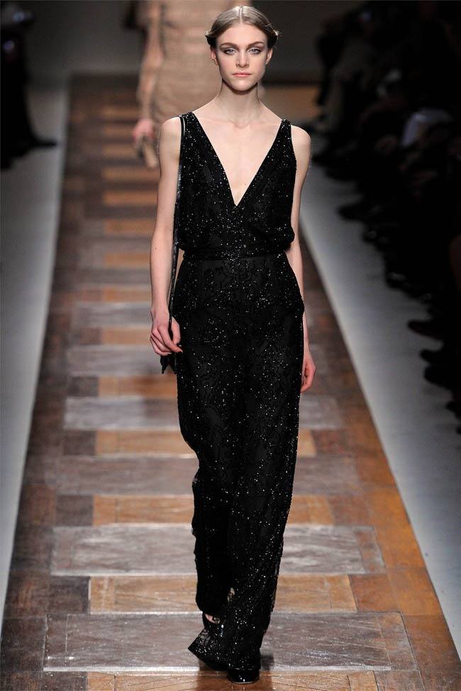 PARIS FASHION WEEK: VALENTINO FALL 2012