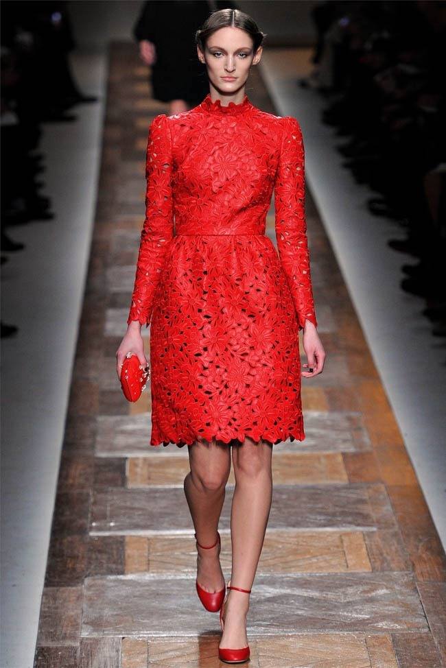 PARIS FASHION WEEK: VALENTINO FALL 2012