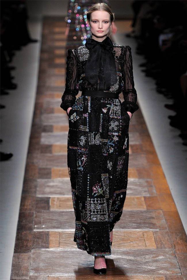 PARIS FASHION WEEK: VALENTINO FALL 2012