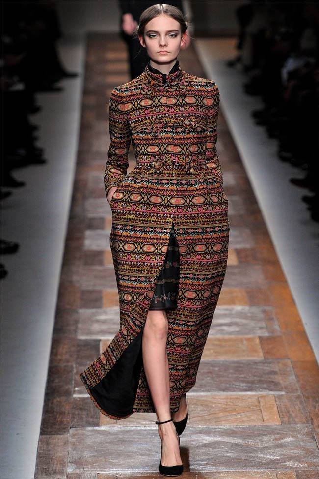 PARIS FASHION WEEK: VALENTINO FALL 2012