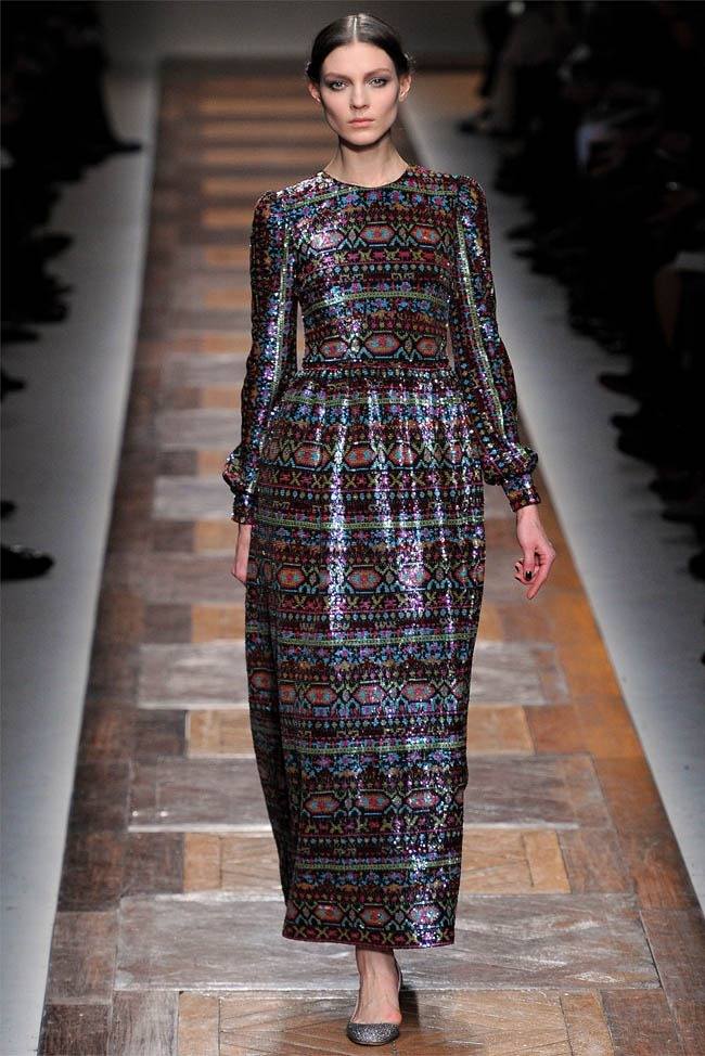 PARIS FASHION WEEK: VALENTINO FALL 2012