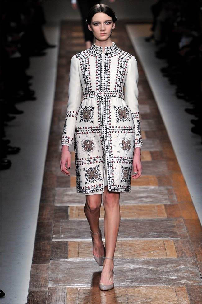 PARIS FASHION WEEK: VALENTINO FALL 2012