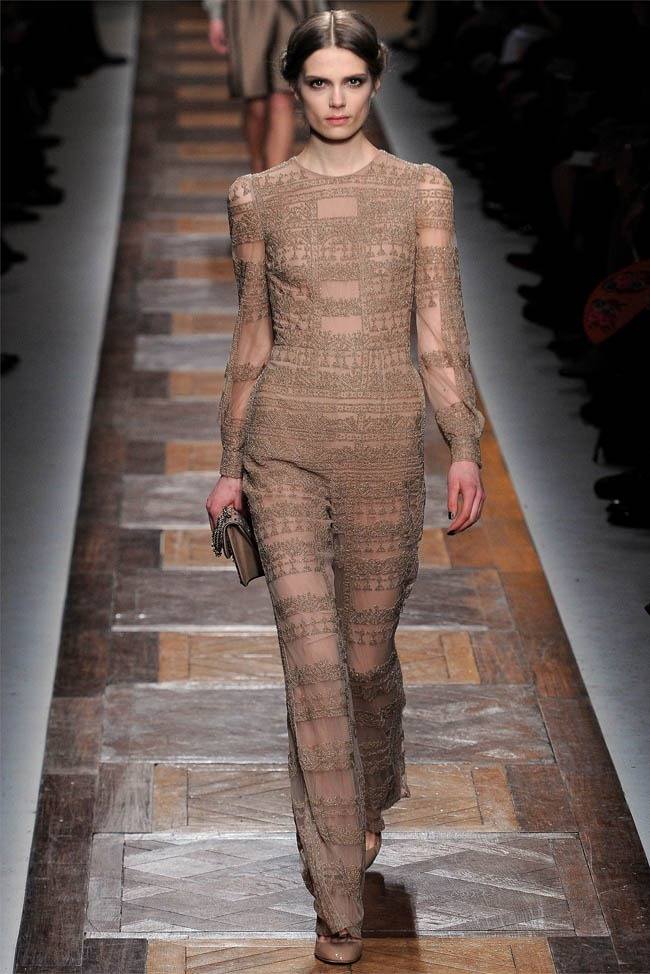 PARIS FASHION WEEK: VALENTINO FALL 2012