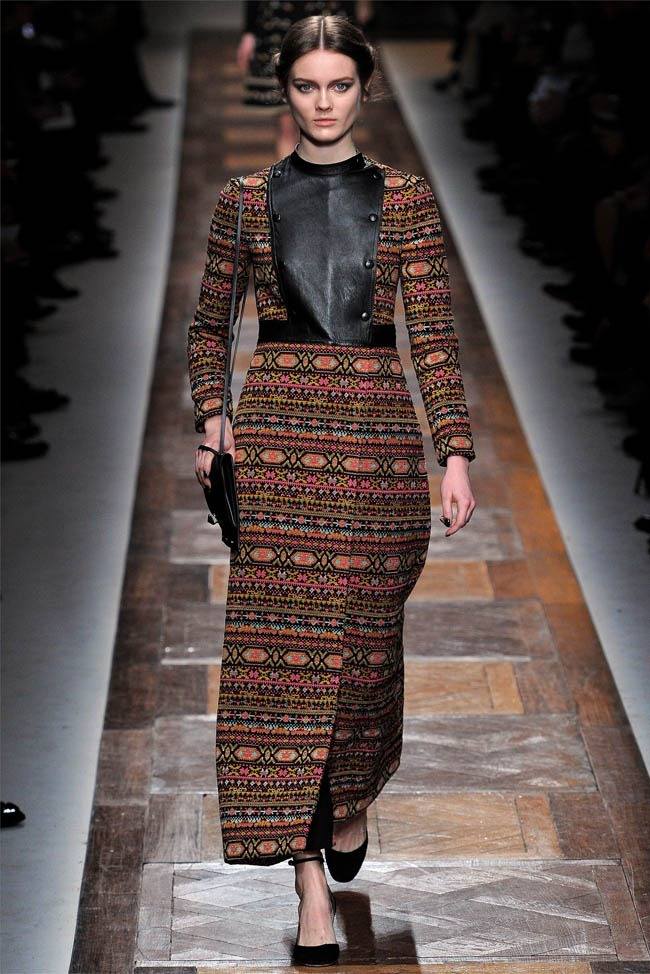 PARIS FASHION WEEK: VALENTINO FALL 2012