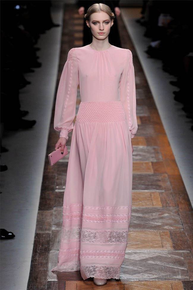 PARIS FASHION WEEK: VALENTINO FALL 2012