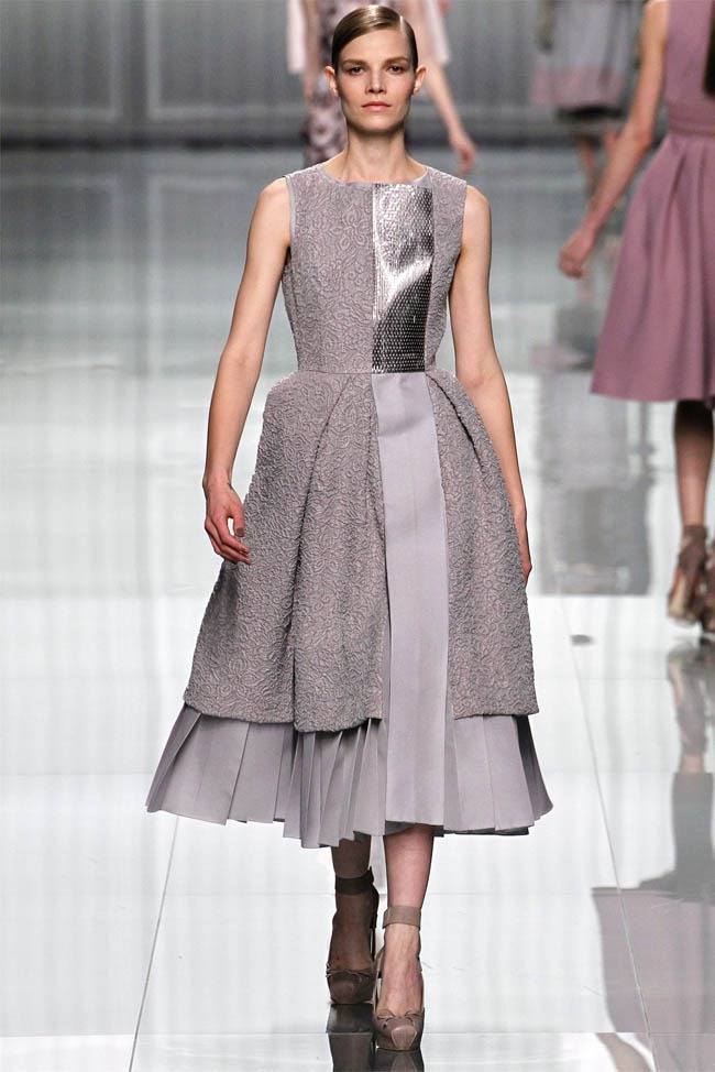 PARIS FASHION WEEK: CHRISTIAN DIOR FALL 2012