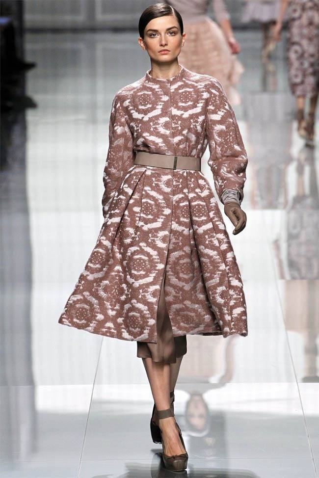 PARIS FASHION WEEK: CHRISTIAN DIOR FALL 2012