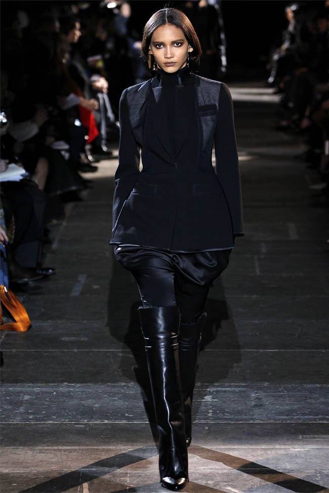 PARIS FASHION WEEK: GIVENCHY FALL 2012